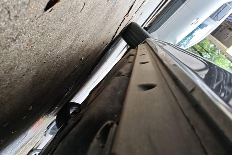 Used Audi Q7 2021 45 TFSI quattro S line Sport model Left Side Sill