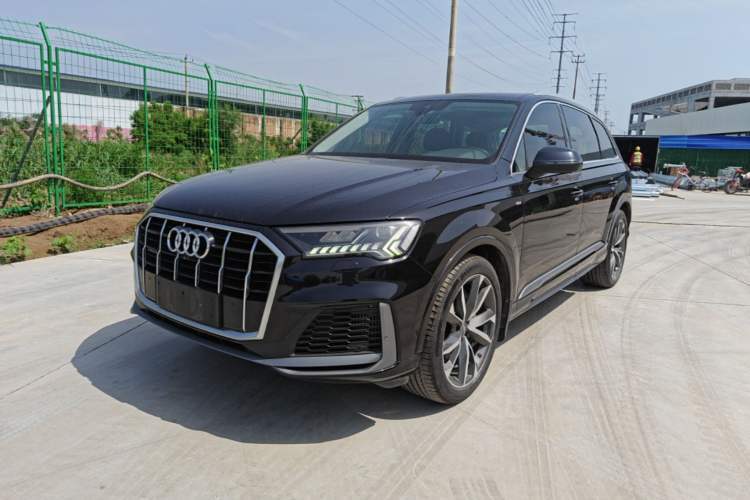 Used Audi Q7 2021 55 TFSI quattro S line Sport model Guazi used car, China used car export, Used car for sale, Used  cars, Cheapest cars for sale