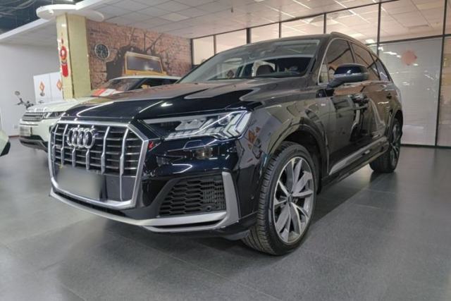 Used Audi Q7 2021 55 TFSI quattro S line Sport model