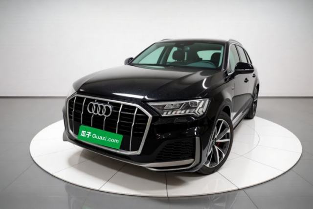 Used Audi Q7 2021 55 TFSI quattro S line Sport model