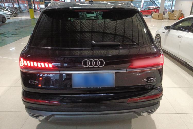 Used Audi Q7 2021 45 TFSI quattro S line Sport model Rear
