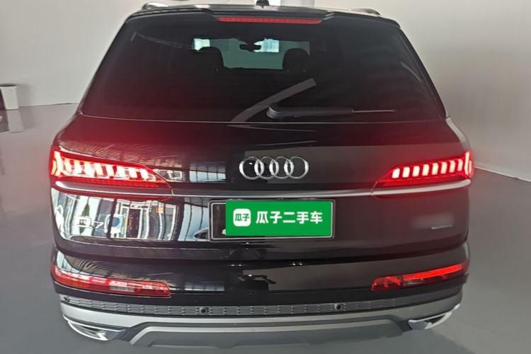 Used Audi Q7 2021 45 TFSI quattro S line Sport model Rear