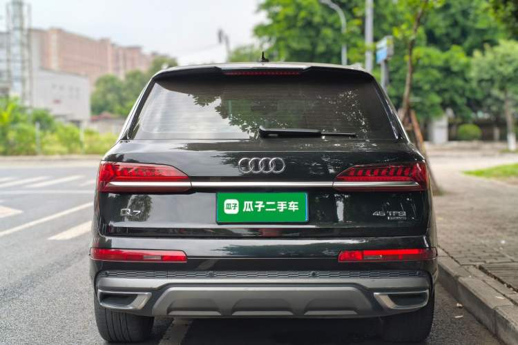 Used Audi Q7 2021 45 TFSI quattro S line Sport model Rear