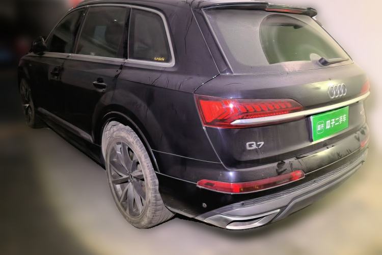Used Audi Q7 2021 55 TFSI quattro S line Sport model Rear Left 45 Deg