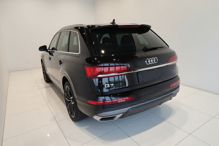 Used Audi Q7 2021 55 TFSI quattro S line Sport model Rear Left 45 Deg