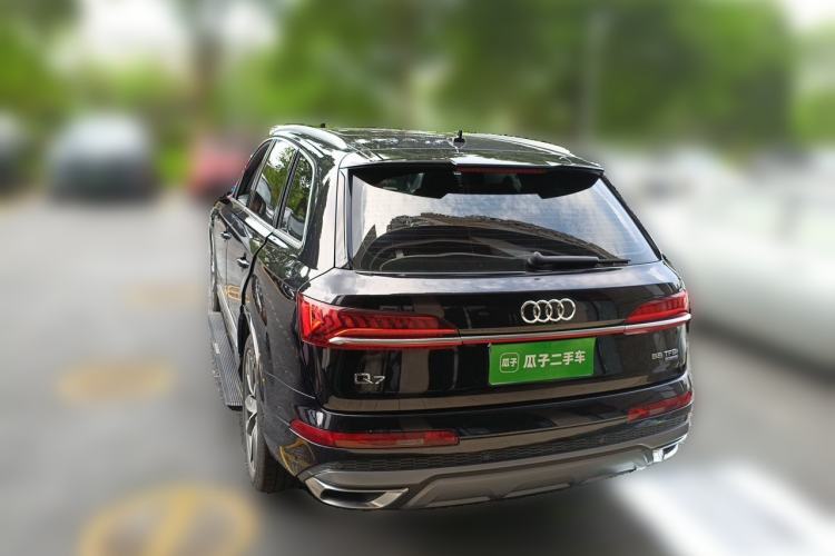 Used Audi Q7 2021 55 TFSI quattro S line Sport model Rear Left 45 Deg