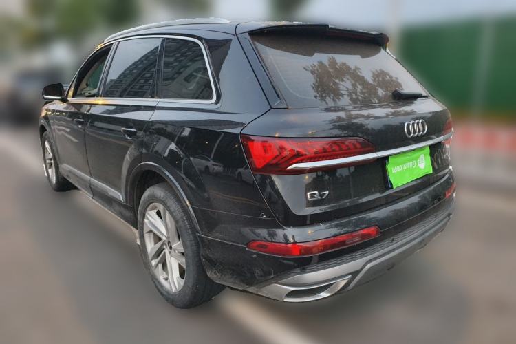 Used Audi Q7 2021 45 TFSI quattro S line Sport model Rear Left 45 Deg