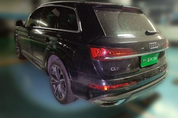 Used Audi Q7 2021 55 TFSI quattro S line Sport model Rear Left 45 Deg