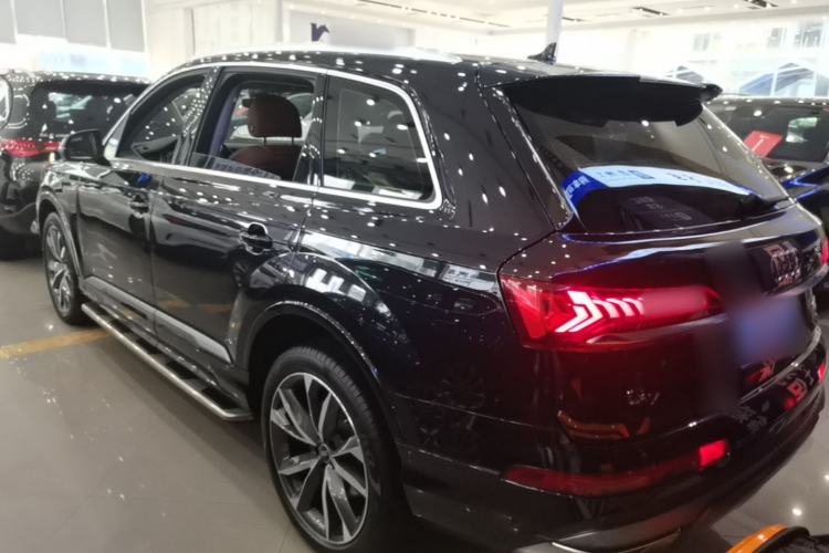 Used Audi Q7 2021 55 TFSI quattro S line Sport model Rear Left 45 Deg