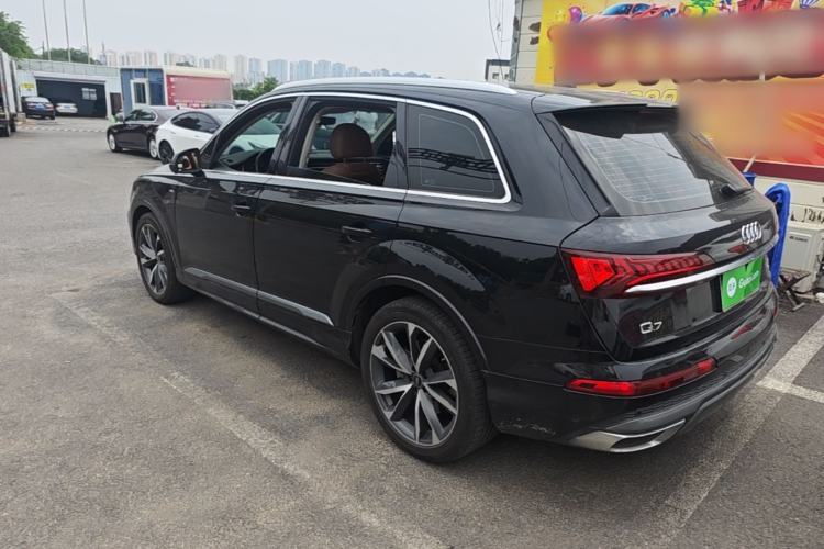 Used Audi Q7 2021 55 TFSI quattro S line Sport model Rear Left 45 Deg