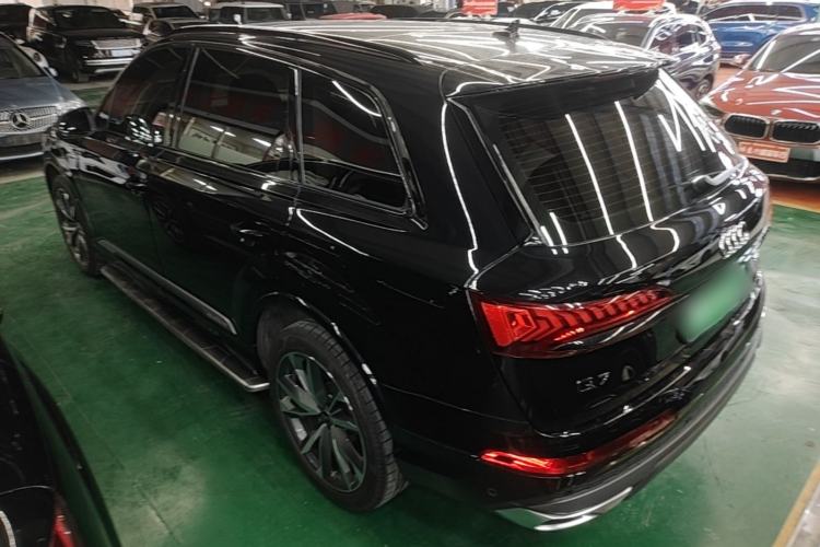 Used Audi Q7 2021 55 TFSI quattro S line Sport model Rear Left 45 Deg