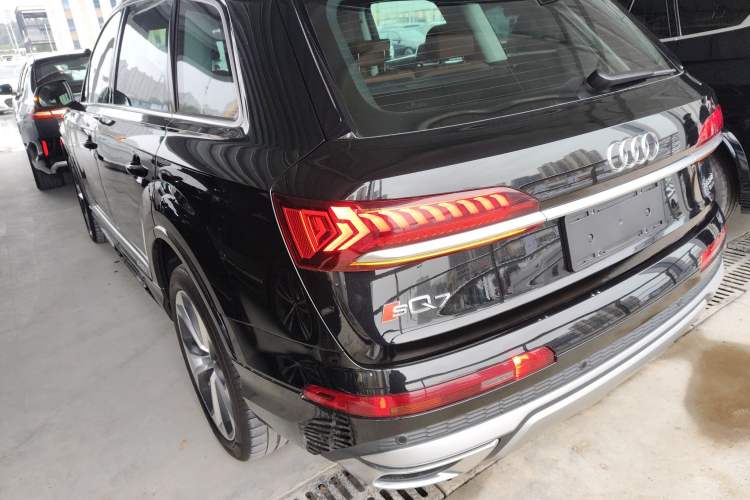 Used Audi Q7 2021 55 TFSI quattro S line Prestige Edition Rear Left 45 Deg