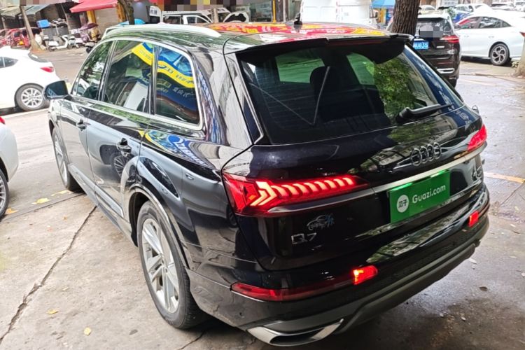 Used Audi Q7 2021 45 TFSI quattro S line Sport model Rear Left 45 Deg