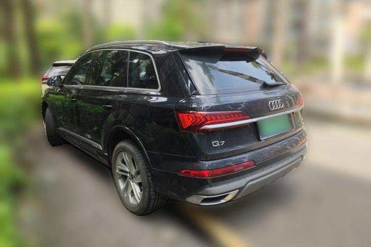 Used Audi Q7 2021 45 TFSI quattro S line Sport model Rear Left 45 Deg