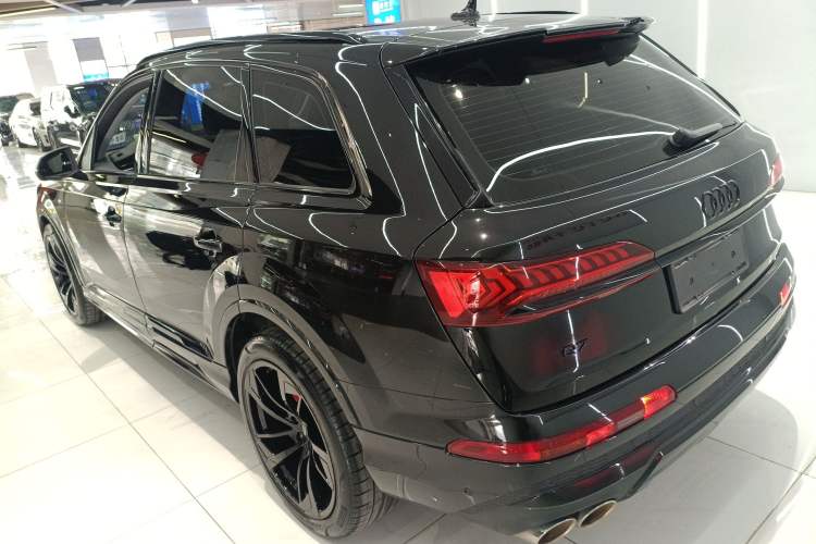 Used Audi Q7 2021 55 TFSI quattro S line Sport model Rear Left 45 Deg