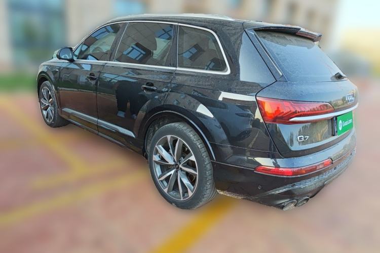 Used Audi Q7 2021 55 TFSI quattro S line Sport model Rear Left 45 Deg