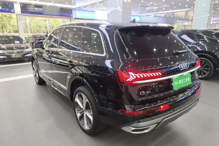 Used Audi Q7 2021 55 TFSI quattro S line Prestige Edition Rear Left 45 Deg