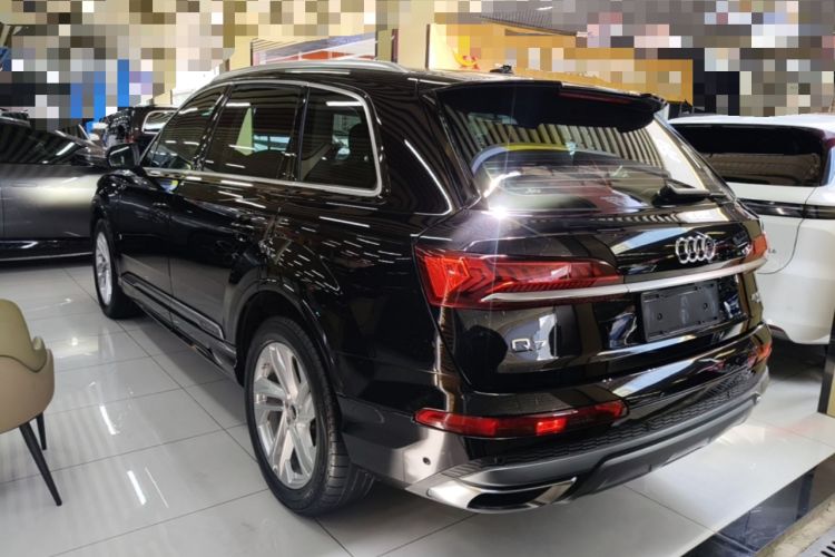 Used Audi Q7 2021 45 TFSI quattro S line Sport model Rear Left 45 Deg