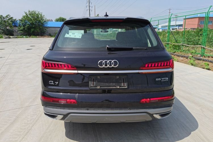 Used Audi Q7 2021 55 TFSI quattro S line Sport model Rear