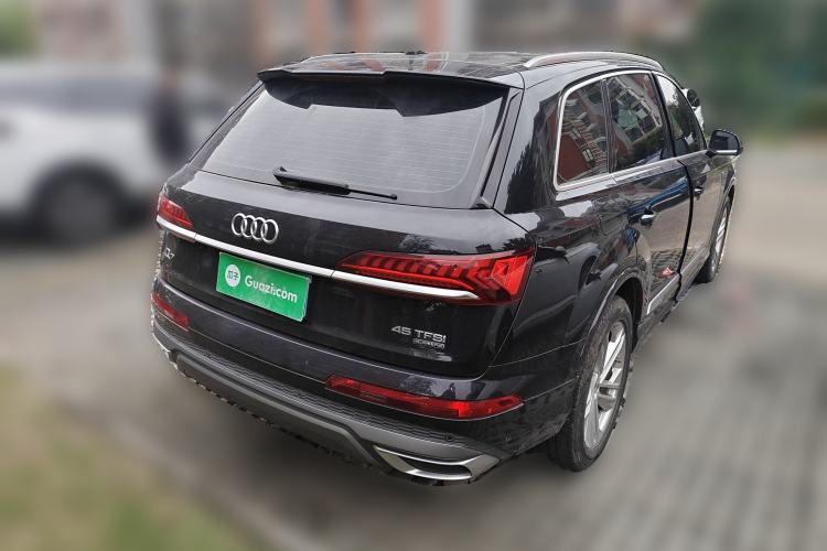 Used Audi Q7 2021 45 TFSI quattro S line Sport model Rear Right 45 Deg