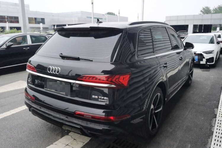Used Audi Q7 2021 55 TFSI quattro S line Sport model Rear Right 45 Deg