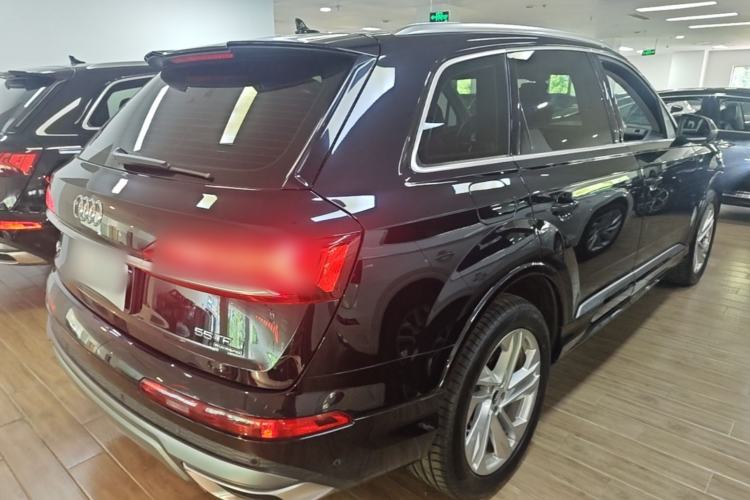 Used Audi Q7 2021 55 TFSI quattro S line Sport model Rear Right 45 Deg