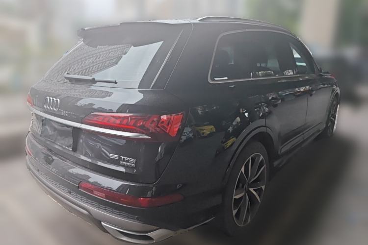 Used Audi Q7 2021 55 TFSI quattro S line Sport model Rear Right 45 Deg