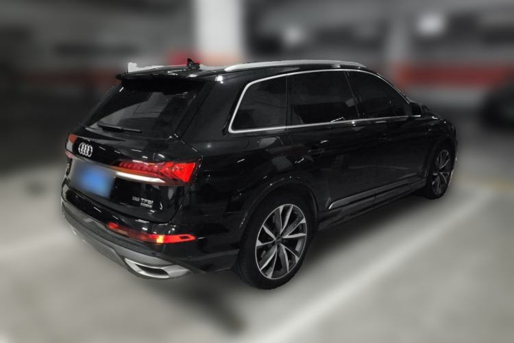 Used Audi Q7 2021 55 TFSI quattro S line Sport model Rear Right 45 Deg