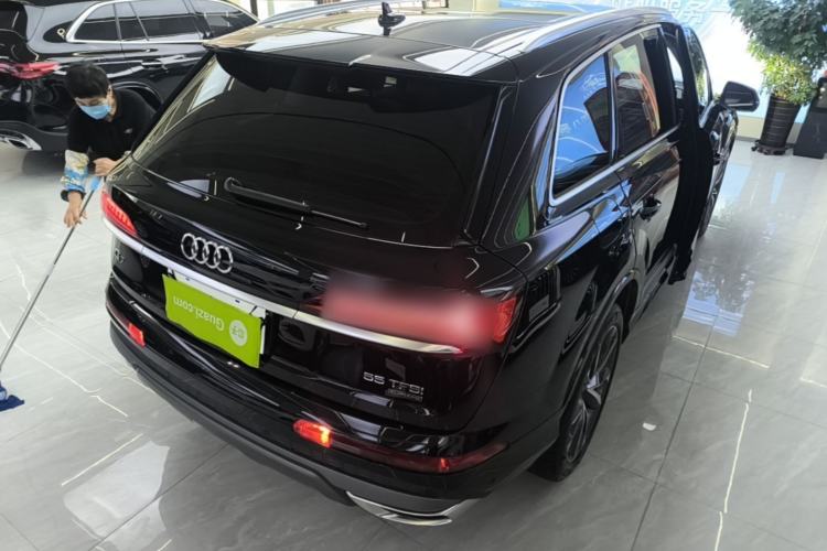 Used Audi Q7 2021 55 TFSI quattro S line Sport model Rear Right 45 Deg