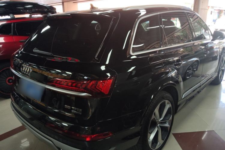 Used Audi Q7 2021 55 TFSI quattro S line Prestige Edition Rear Right 45 Deg