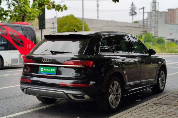 Used Audi Q7 2021 45 TFSI quattro S line Sport model Rear Right 45 Deg