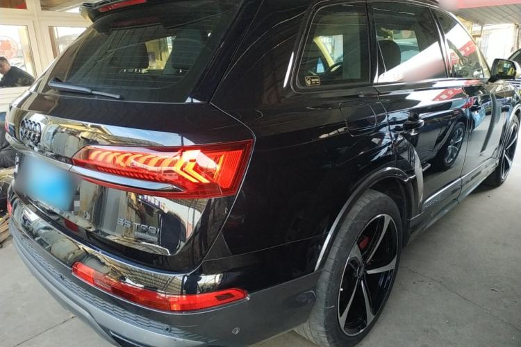 Used Audi Q7 2021 55 TFSI quattro S line Sport model Rear Right 45 Deg