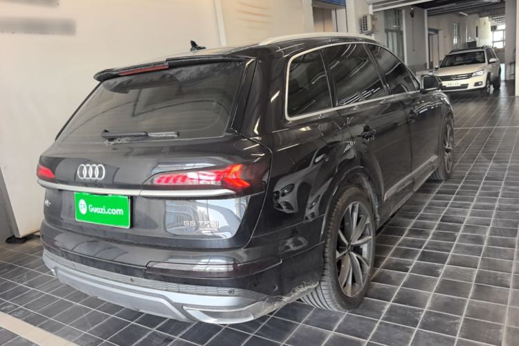 Used Audi Q7 2021 55 TFSI quattro S line Sport model Rear Right 45 Deg