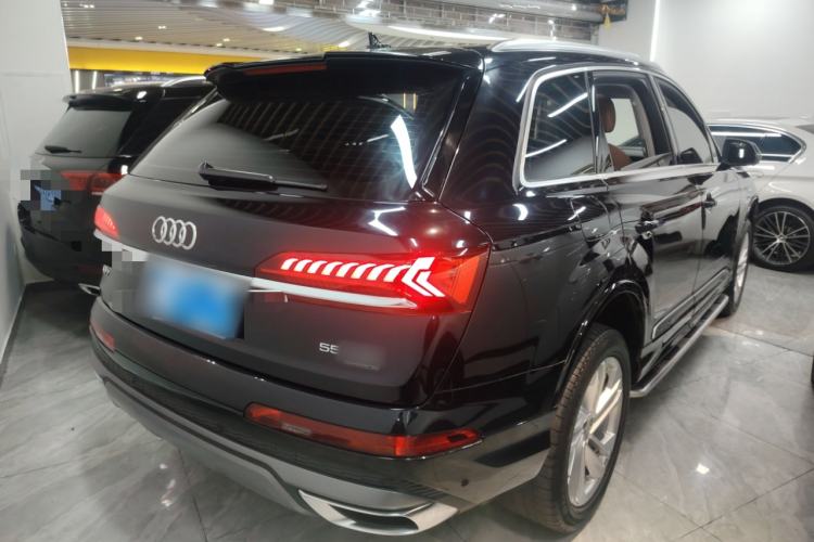 Used Audi Q7 2021 45 TFSI quattro S line Sport model Rear Right 45 Deg