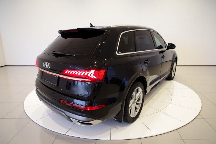 Used Audi Q7 2021 55 TFSI quattro S line Sport model Rear Right 45 Deg