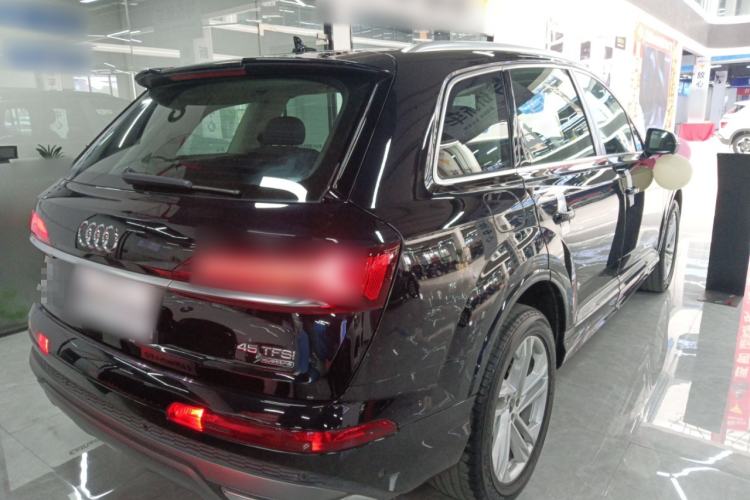 Used Audi Q7 2021 45 TFSI quattro S line Sport model Rear Right 45 Deg