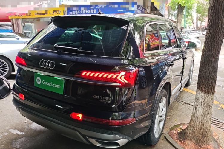 Used Audi Q7 2021 45 TFSI quattro S line Sport model Rear Right 45 Deg