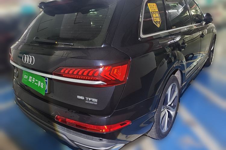 Used Audi Q7 2021 55 TFSI quattro S line Prestige Edition Rear Right 45 Deg