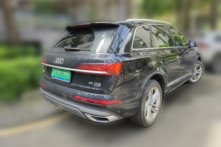 Used Audi Q7 2021 45 TFSI quattro S line Sport model Rear Right 45 Deg