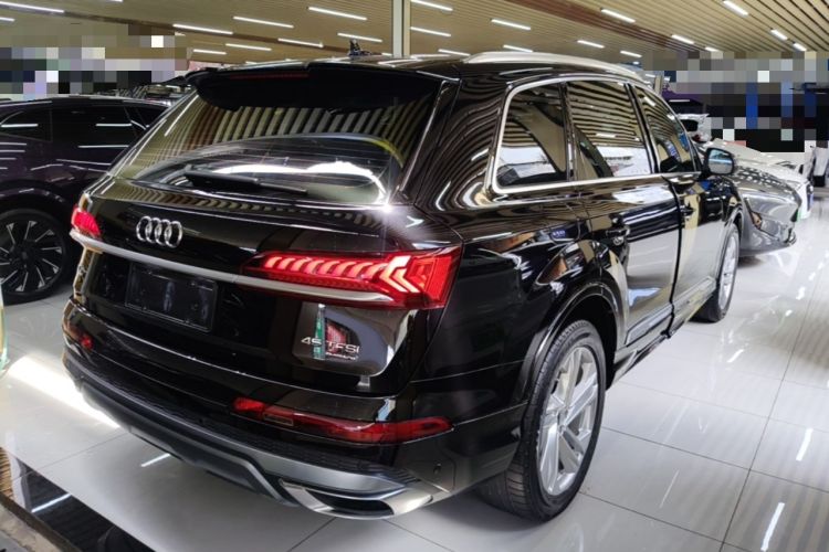 Used Audi Q7 2021 45 TFSI quattro S line Sport model Rear Right 45 Deg