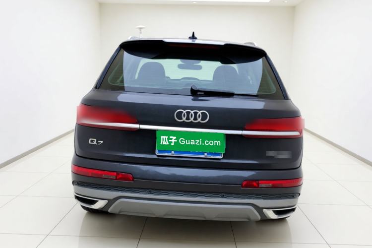Used Audi Q7 2021 45 TFSI quattro S line Sport model Rear