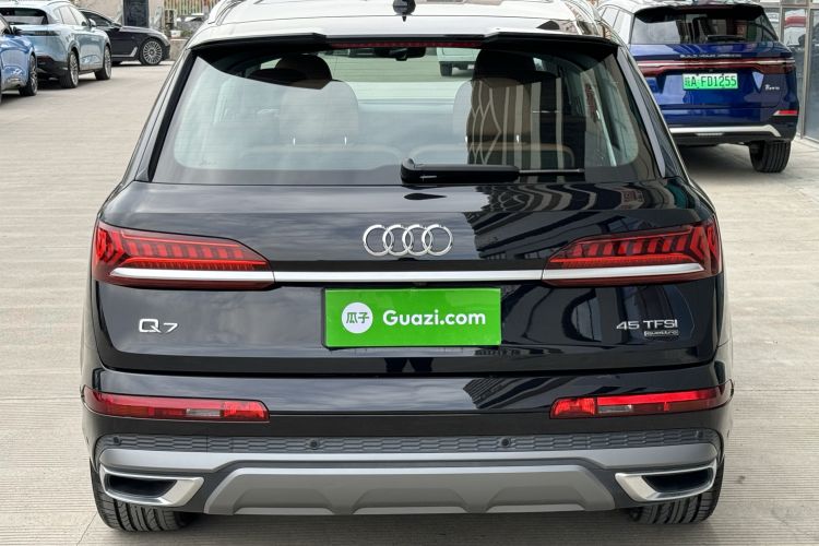 Used Audi Q7 2021 45 TFSI quattro S line Sport model Rear