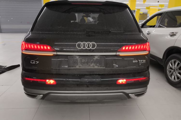 Used Audi Q7 2021 55 TFSI quattro S line Sport model Rear
