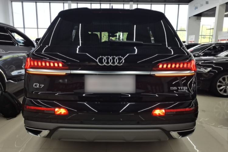 Used Audi Q7 2021 55 TFSI quattro S line Sport model Rear