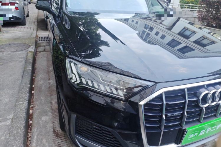 Used Audi Q7 2021 55 TFSI quattro S line Sport model Right Front Headlight
