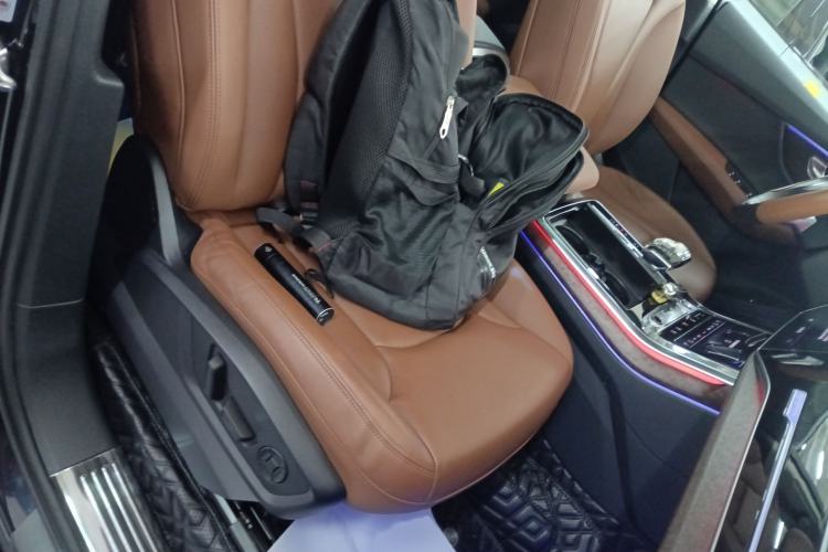 Used Audi Q7 2021 55 TFSI quattro S line Sport model Right Front Seat
