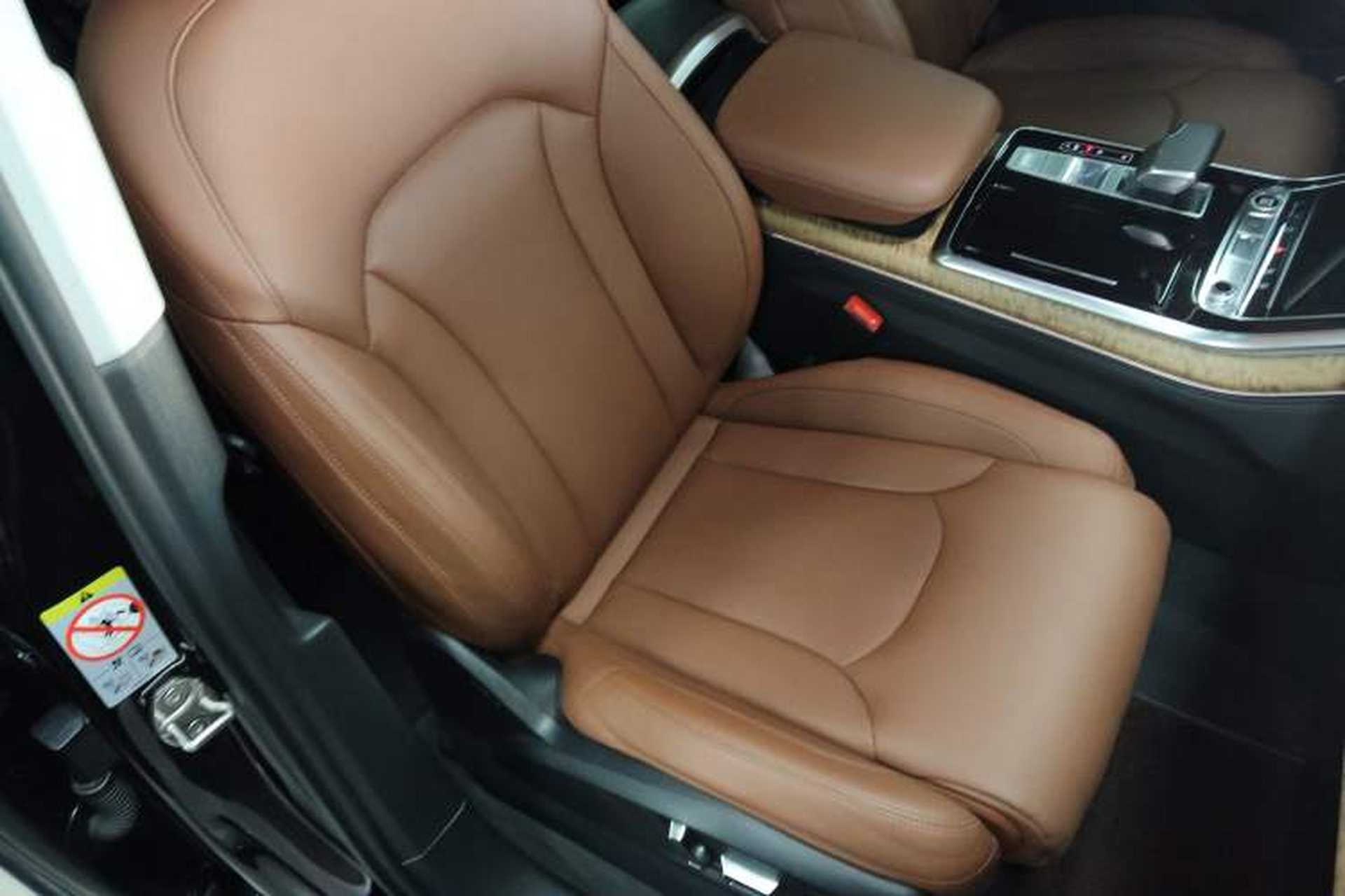 Used Audi Q7 2021 55 TFSI quattro S line Prestige Edition Right Front Seat