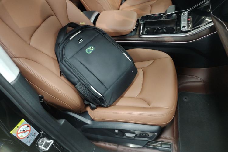 Used Audi Q7 2021 45 TFSI quattro S line Sport model Right Front Seat
