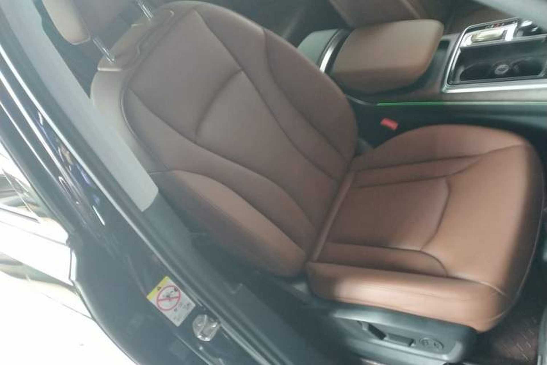 Used Audi Q7 2021 55 TFSI quattro S line Sport model Right Front Seat