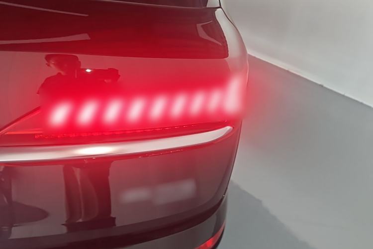 Used Audi Q7 2021 45 TFSI quattro S line Sport model Right Rear Taillight